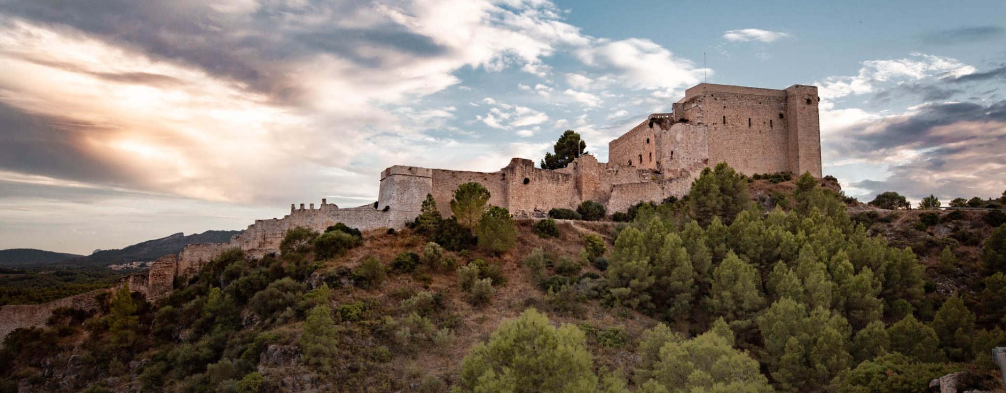 moustachesenvadrouille-sabinekley-espagne-catalogne-delta-ebro-castillo-miravet-sunset