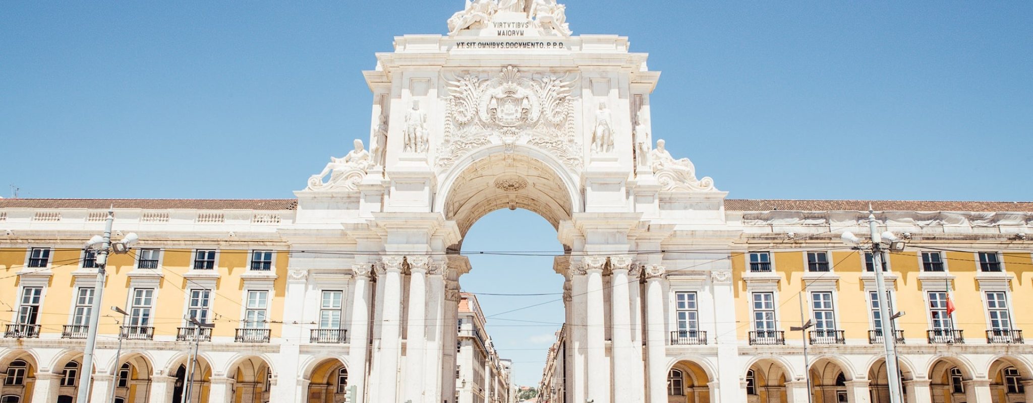 La praca do Comercio, au coeur de la ville de lisbonne au Portugal