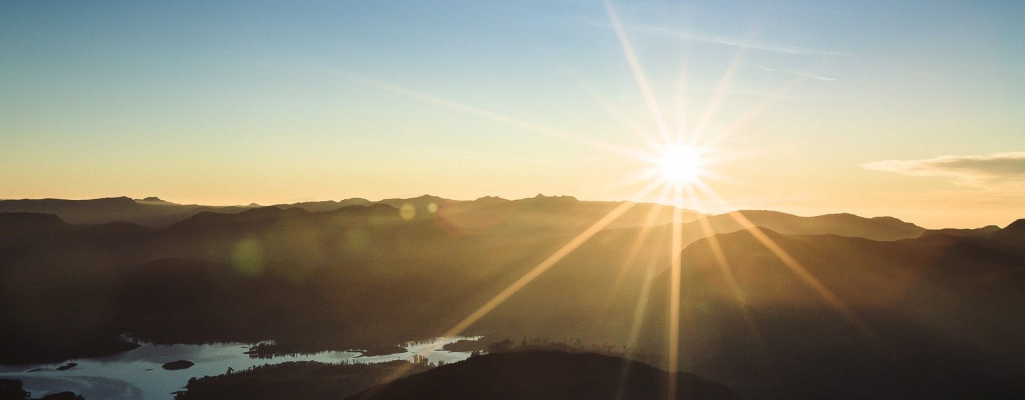 Lever de soleil au Pic d'Adam